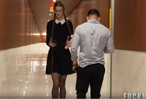 Скромная студентка по соседству, оказалась совсем не скромной